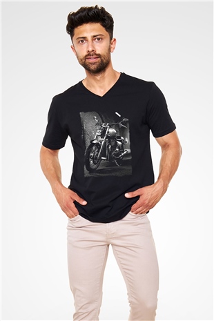 Adly Black-UnisexTees Shirts V Yaka Tişört